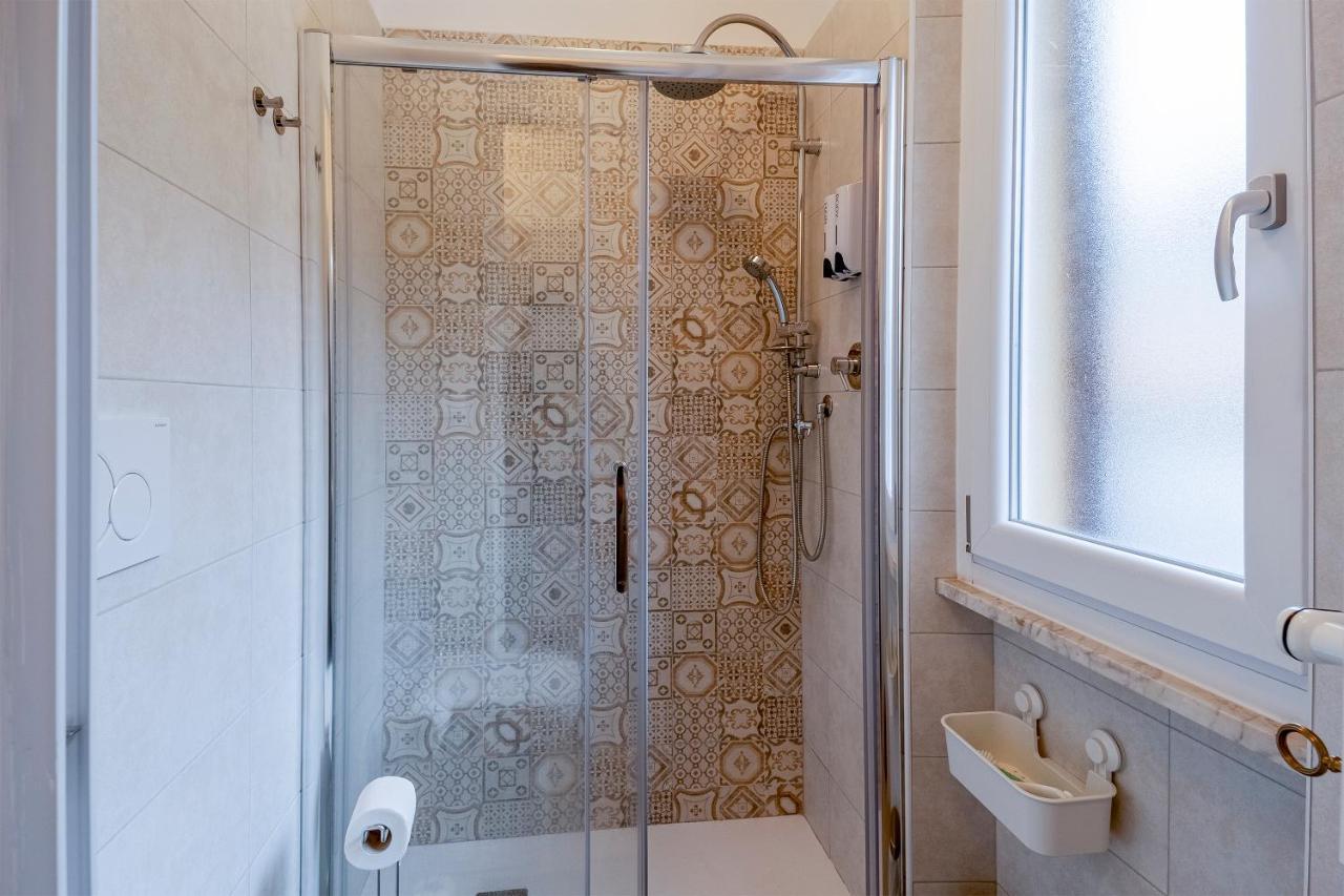Il Gattino Di Porto - Apt 6 - Monolocale Terrazzo Piscina Империа Екстериор снимка