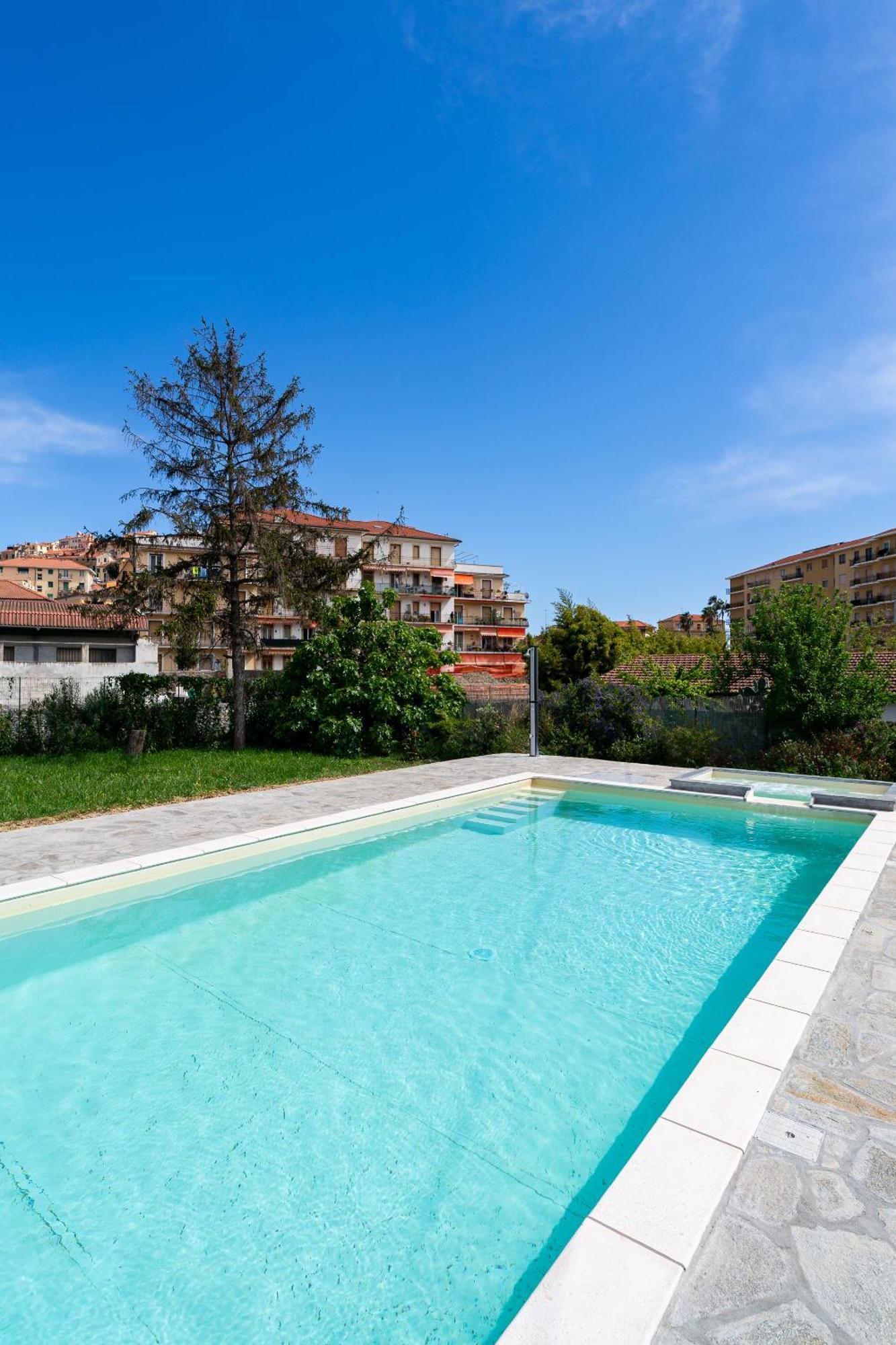 Il Gattino Di Porto - Apt 6 - Monolocale Terrazzo Piscina Империа Екстериор снимка